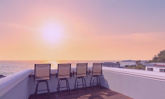 El Granada House | Ocean Views, Steps 2 Beach, Hot Tub, BBQ, Fire Pit