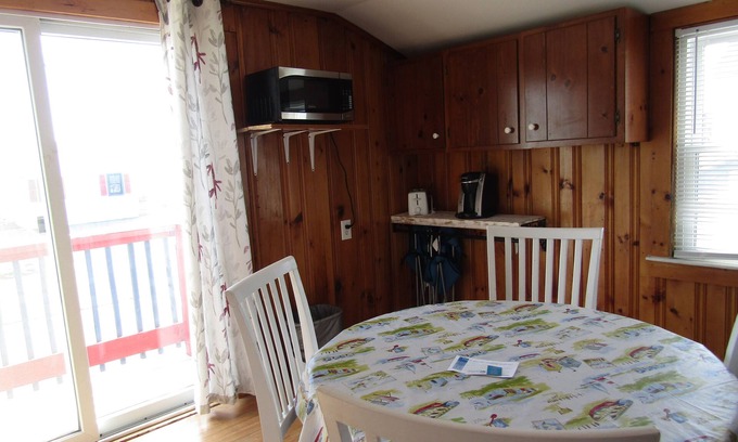 North Truro Cottage | Oceana Cottages