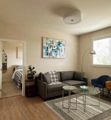 Colwood Apartment | Oceana Retreat Cozy 1BR with Outdoor Oasis