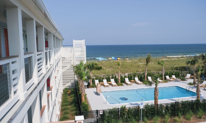 Wilmington Beach Hotel | Oceaneer