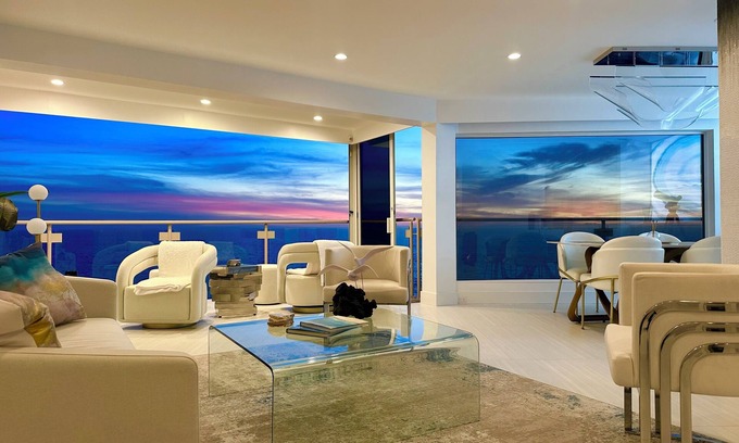 South Laguna Condo | Oceanfront condo located at the end of Table Rock in Laguna Beach!