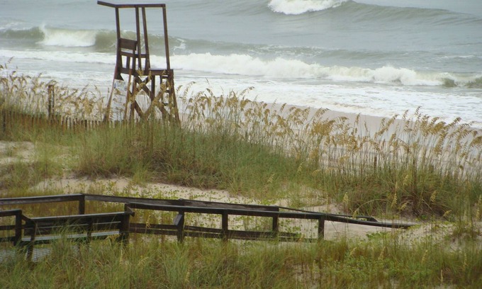 North Carolina Coast Condo | Oceanfront Condo with gorgeous views and Pool