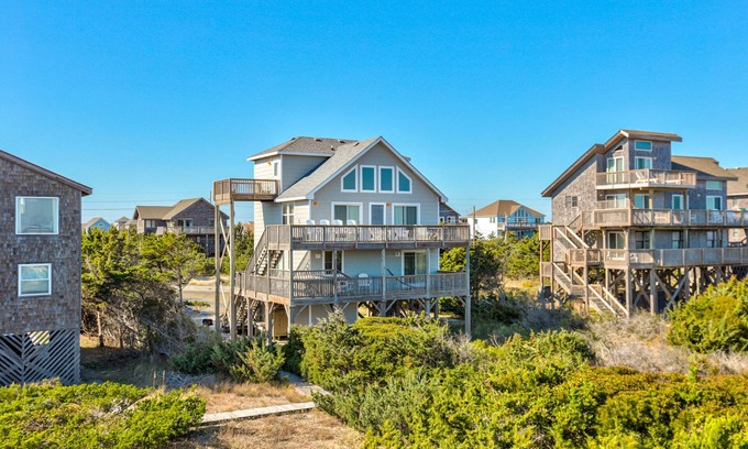 Avon House | Oceanfront House with Private Hot Tub, Ocean View, Shared Pool, Free WiFi, & A/C