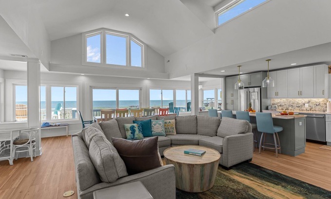 North Carolina Coast House | Oceanfront, private pool, 10 bedrooms