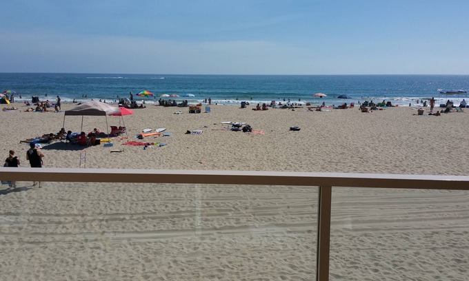 West Newport Condo | OCEANFRONT right on the board walk and the sand
