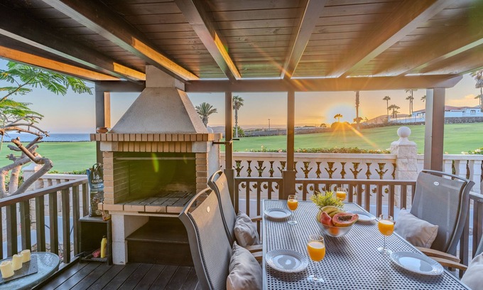 Complejo turistico Amarilla Golf House | Oceanfront villa-Amarilla Breeze