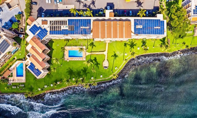 Maalaea Apartment | Oceanfront w/Haleakala Sunrise + Pool Access