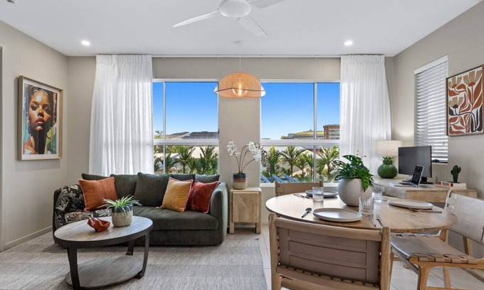 Cairns North Apartment | Oceanside at 201 Lake Street- Stylish Urban Retreat: Prime Location Steps from the Esplanade!