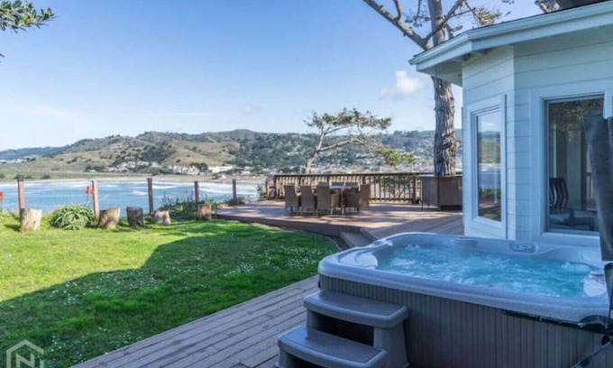 Pedro Point House | Oceanview Family Retreat with Saltwater Hot Tub – Steps from the Beach