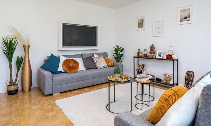Freilassing Apartment | OG2 L Beautiful 70m² 2-room apartment near Salzburg