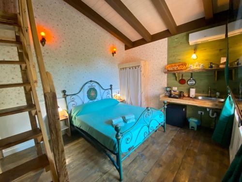 Misano Adriatico Bed & Breakfast | Ok Corral ranch bed and breakfast western