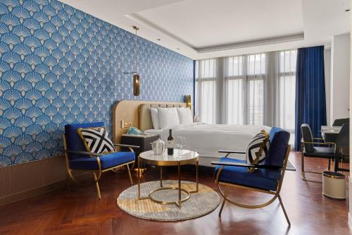 Central District Hotel | OKU Hotel