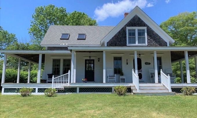 Harpswell Cottage | Old Farm Cottage - Harpswell, Maine