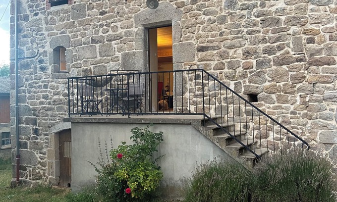 Le Malzieu-Forain House | Old farmhouse