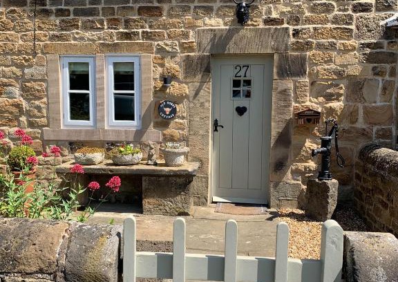 Alfreton House | Old Horns Cottage, Higham Derbyshire
