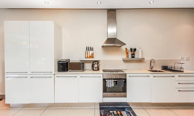 Greater Johannesburg Metropolitan Area Apartment | Old House Lane Melrose Boulevard