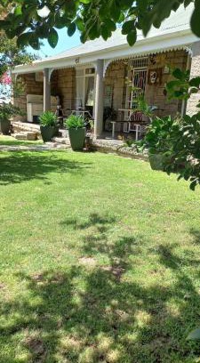 Cathcart Bed & Breakfast | Old Oaks Bed & Breakfast