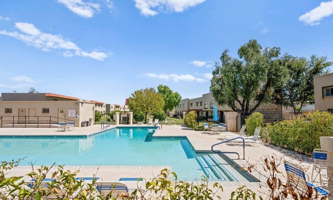 Casa Granada Townhouses House | Old Town Elegance by Good Life|BBQ|AC|Dog-Friendly