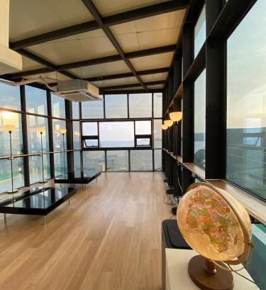 Yeongdo Apartment | old town small & cozy, great ocean & old town view