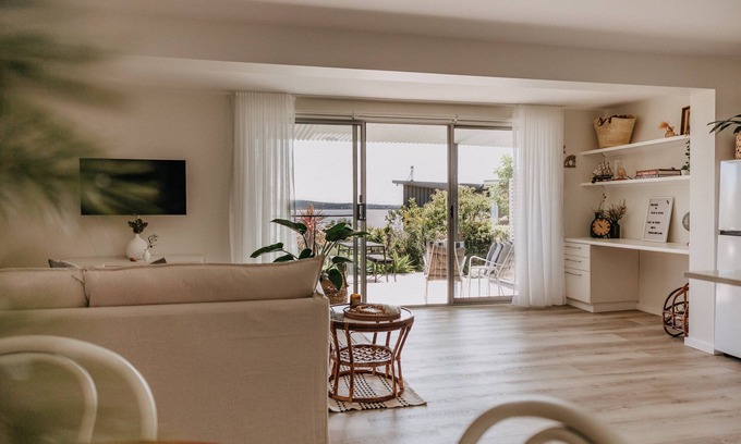 Pambula Beach Cabin | Olga and Alma - 4 bedroom Pambula Beach