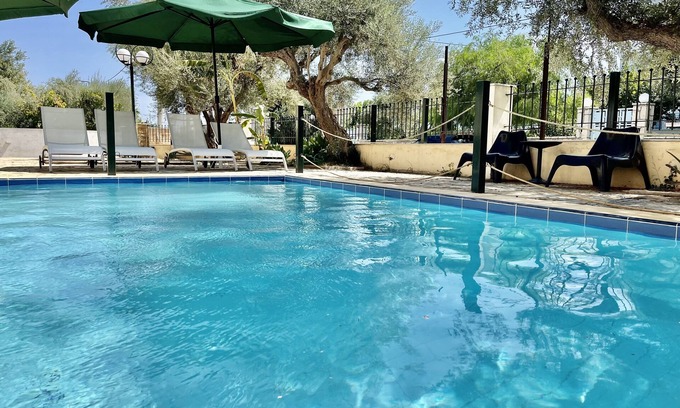 Aigialeia Apartment | Oliva Holiday Homes