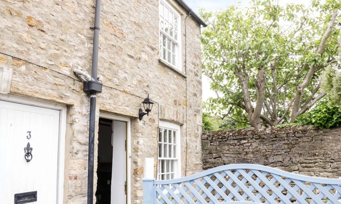 Richmond Cottage | Olive Cottage