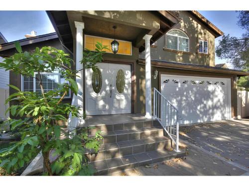 Fair Oaks House | Olive Startup House Menlo Park