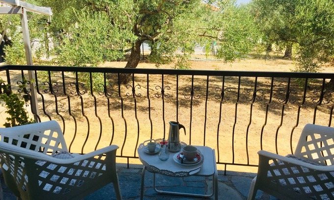 Pangaio Villa | Olivia-Sea Cottage spend your best holidays together with family and friends