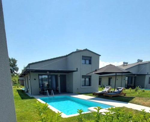 Olymbiaki Akti Villa | Olympus Mare Village Seaside Pool Villas