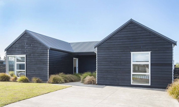 Omaha House | Omaha Central, it doesn't get better than this!