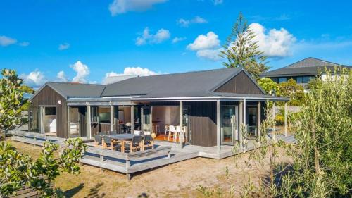 Omaha House | Omaha's Shore Thing