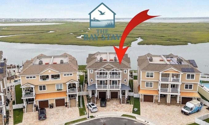 Anglesea Condo | On the Bay, A+ Views! High-End 5BR w/Elevator