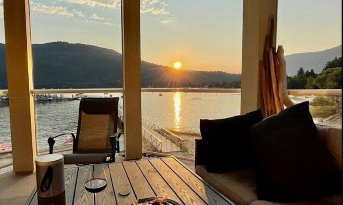 Sicamous Condo | On the Beach! 2 Bedroom 2 Bathroom Waterfront Condo with boat slip.