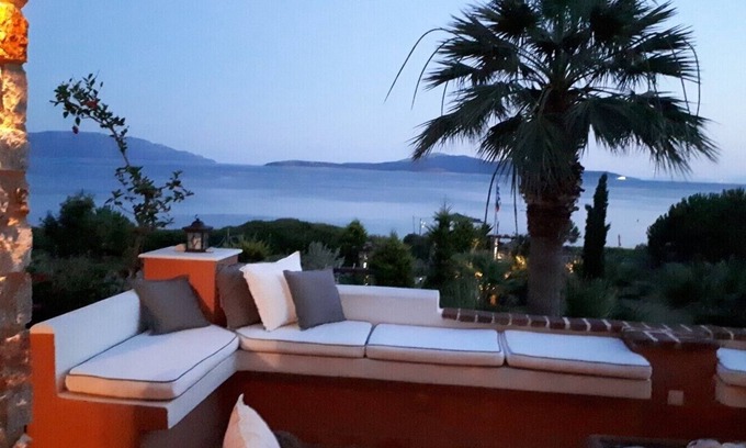 Karystos Villa | On The Beach Luxurious Villa, Ideal Family Holiday