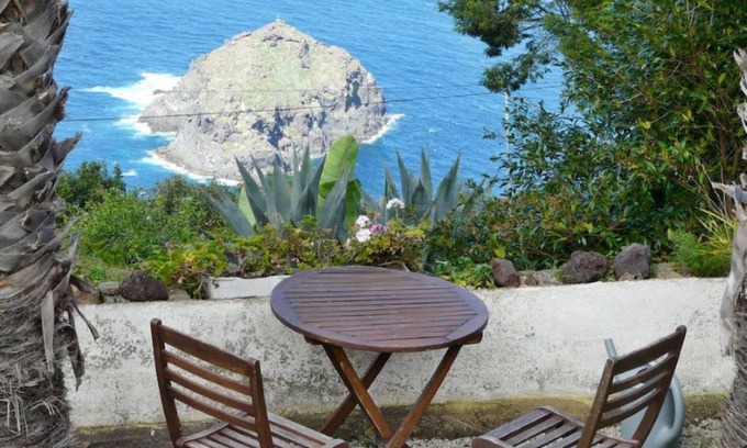 San Juan del Reparo House | On the Finca Seguro with a stunning sea view far from tourism