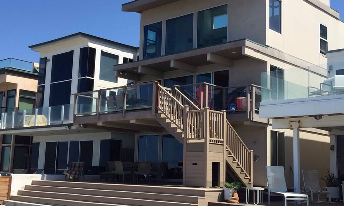 Capistrano Beach House | On The Sand In Capistrano Bay