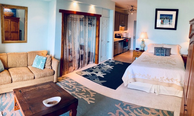 Kahana Condo | On top of the Ocean Hideaway - Mermaid's Palace on Maui