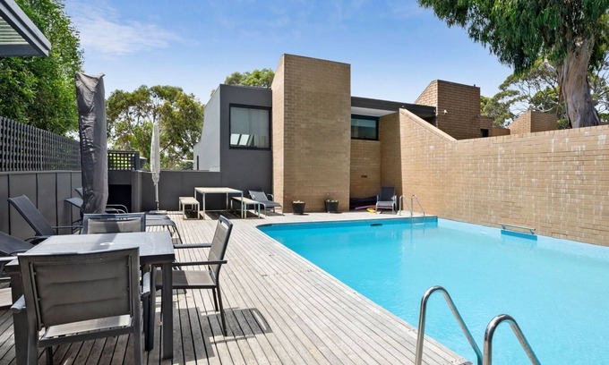 Lorne Apartment | One At Eight - Pure Class, Perfect Location