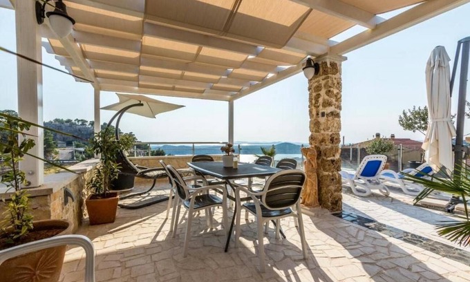 Meterize Apartment | One bedroom apartment with terrace and sea view Šibenik (A-22457-b)