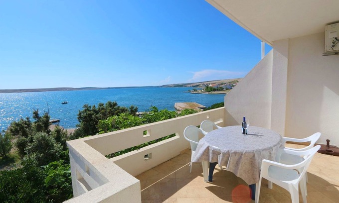 Kustici Apartment | One bedroom apartment near beach Kustići, Pag (A-4086-c)