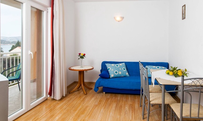 Lopud Island Apartment | One bedroom apartment with balcony and sea view Lopud, Elafiti (A-14013-a)
