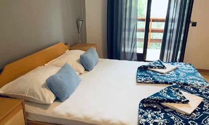 Starigrad Apartment | One bedroom apartment near beach Starigrad, Paklenica (A-6591-b)