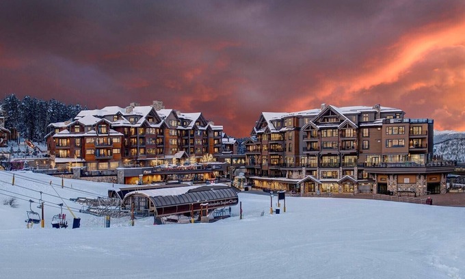 Breckenridge Resort | One Bedroom Master ski in-out @ Grand Lodge on Peak7