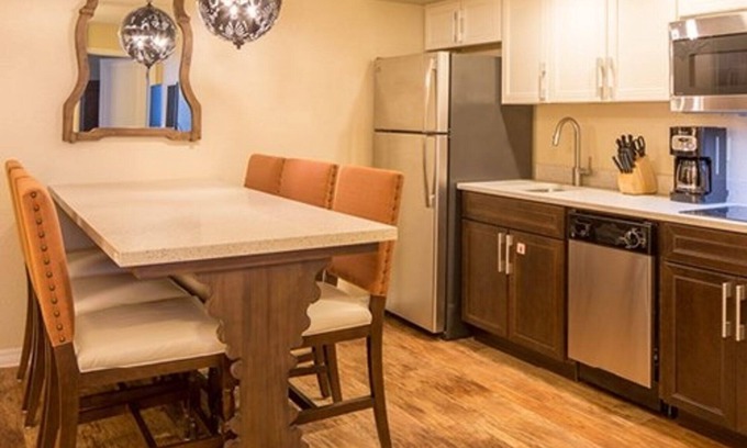 Ormond Shores Resort | One Bedroom Ocean Front Luxury Condo, Ormond Beach, Florida (1884210)