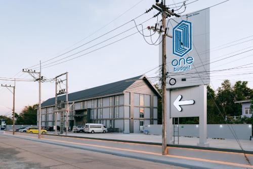 Lampang Hotel | One Budget Hotel Lampang Phahonyothin