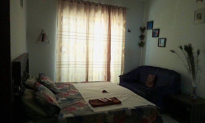 Gujrat House | One Luxury & Comfortable Bed Room