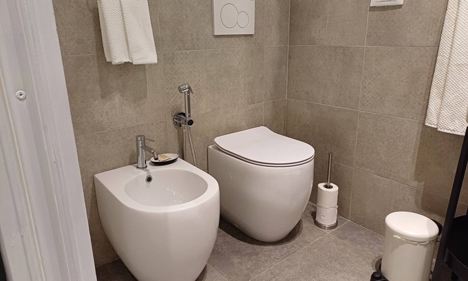 Santo Stefano Bed & Breakfast | One-room apartment Maison Zanotti