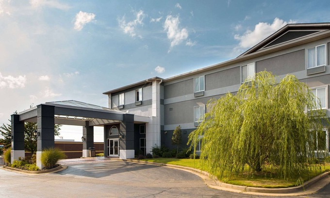 Cordova Hotel | Onyx Suites Wolfchase