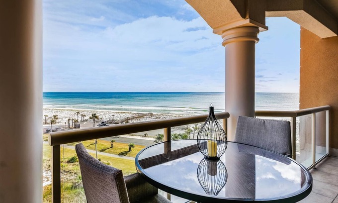Pensacola Beach Condo | ❗️Open Oct 18-25 discounted🌴 Portofino RESORT 🌴Hear OCEAN WAVES from balcony