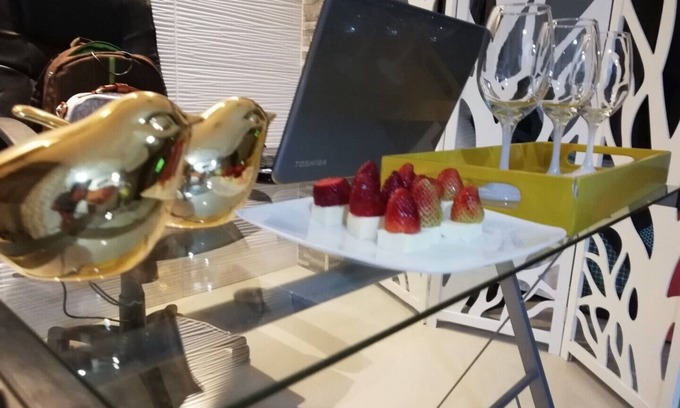 Cali Apartment | Orange blue suite (para dos personas)